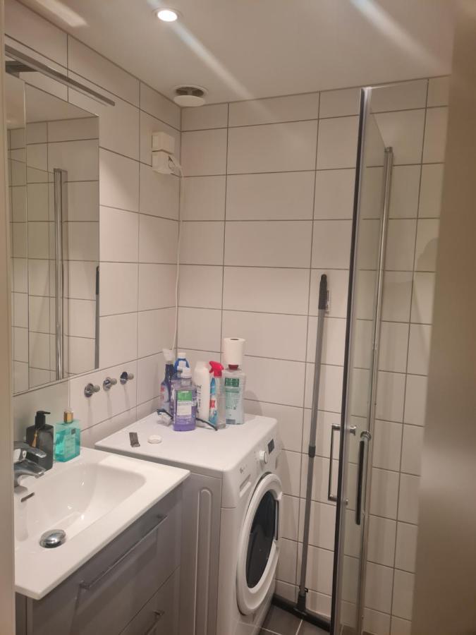 Privat Room In Shared 3 Rooms Apartment Manglerud Oslo Eksteriør billede